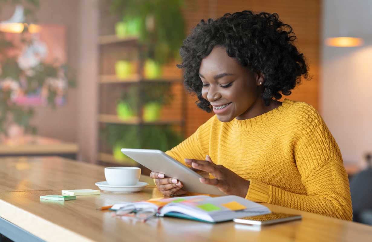 Modern Etiquette for Digital Communication in the Age of Technological Advancement